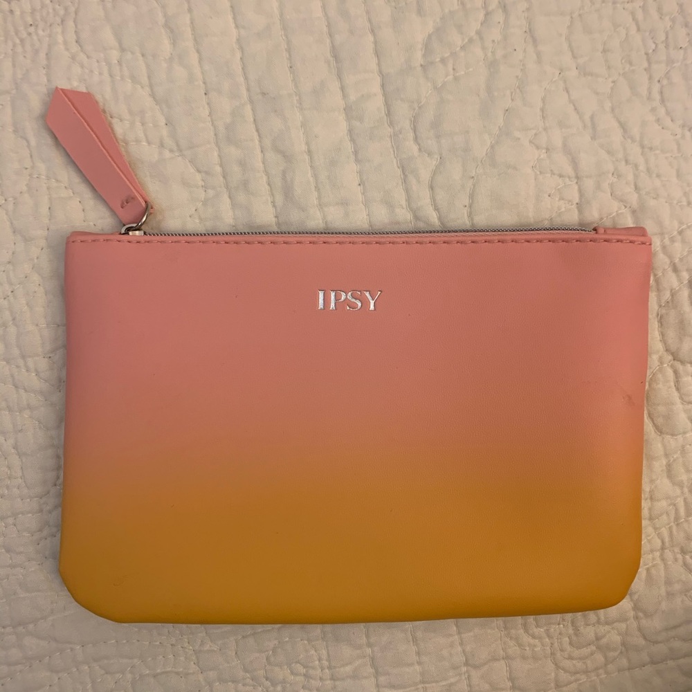 Ipsy make up bag
